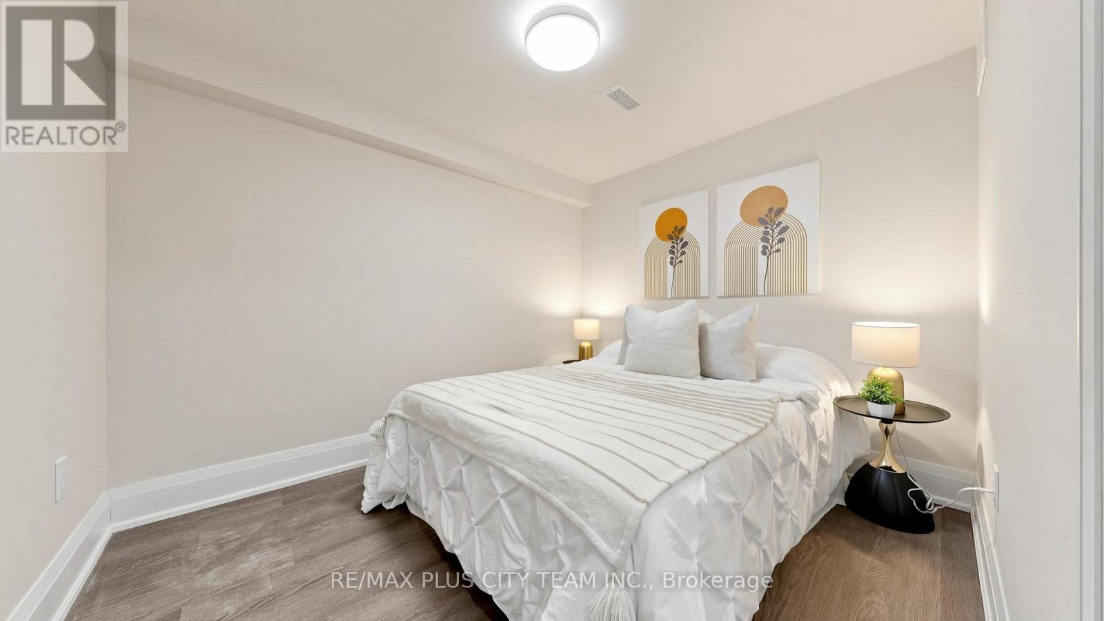 63 Picaro Drive, Toronto, Ontario  M3N 2B6 - Photo 34 - W13161994