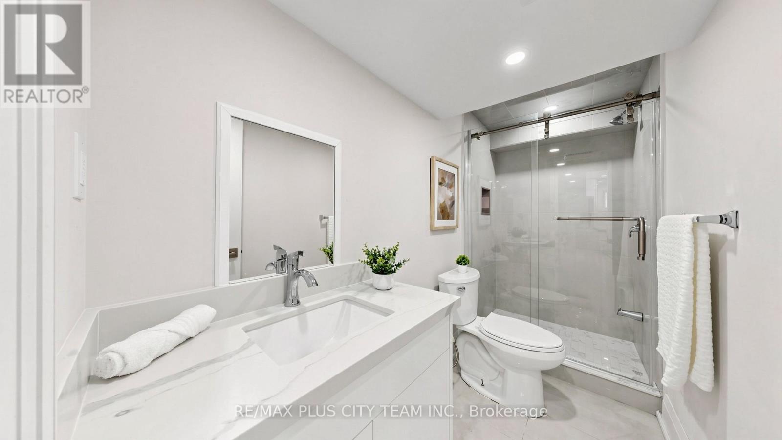 63 Picaro Drive, Toronto, Ontario  M3N 2B6 - Photo 36 - W13161994
