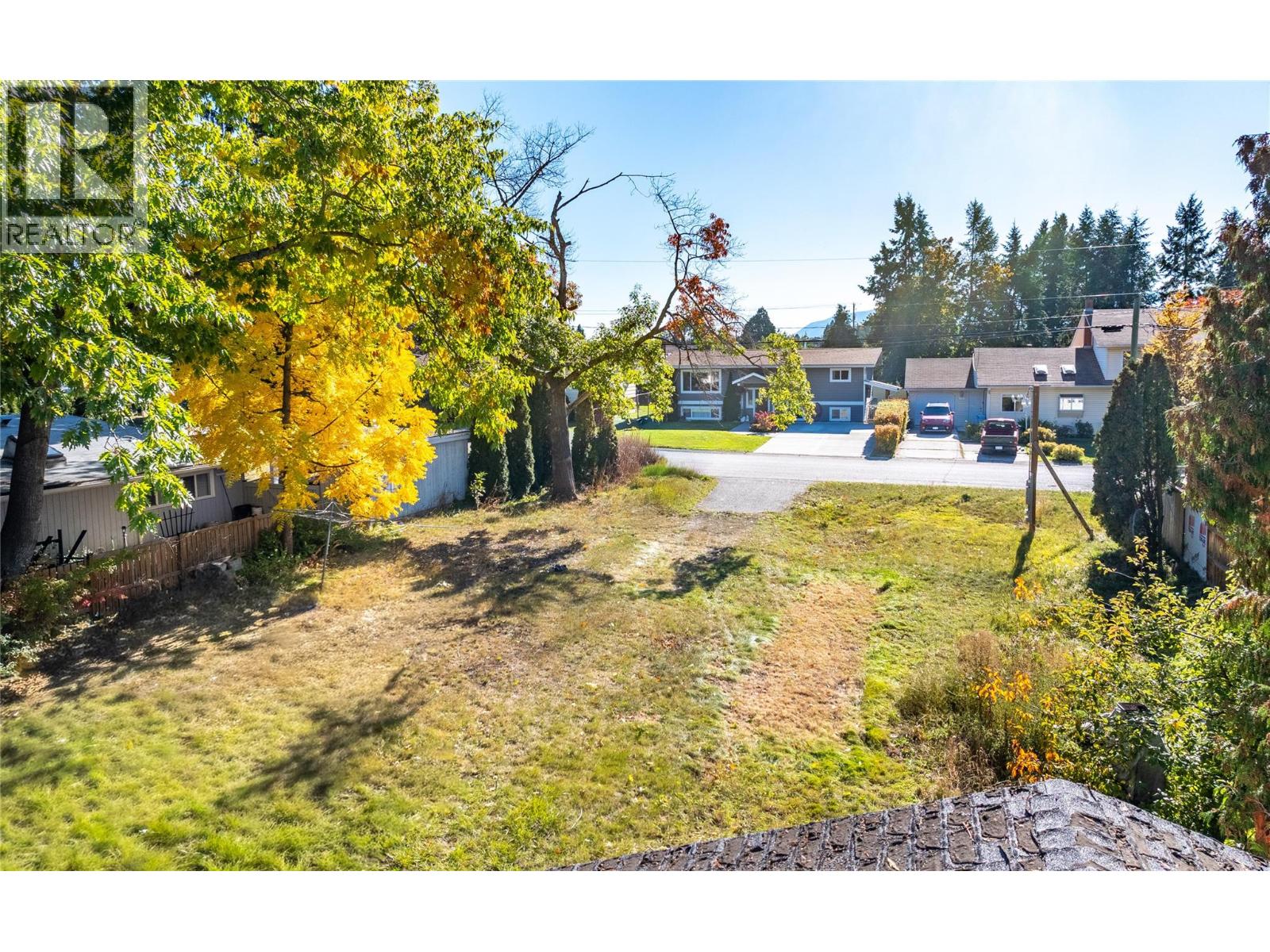 2104 Ash Street, Creston, British Columbia  V0B 1G0 - Photo 11 - 10388591