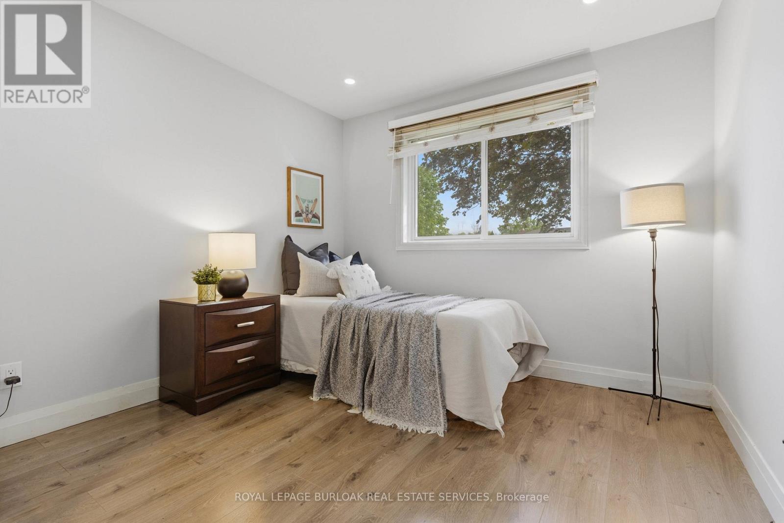197 Burbank Street, Halton Hills, Ontario L7J 1S9 - Photo 18 - W13162314