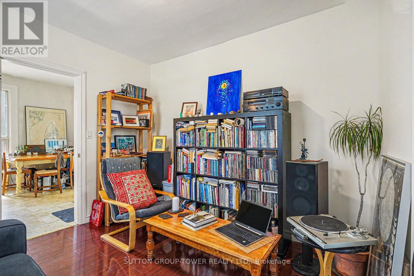 560 Indian Grove, Toronto, Ontario  M6P 2J4 - Photo 25 - W13163972