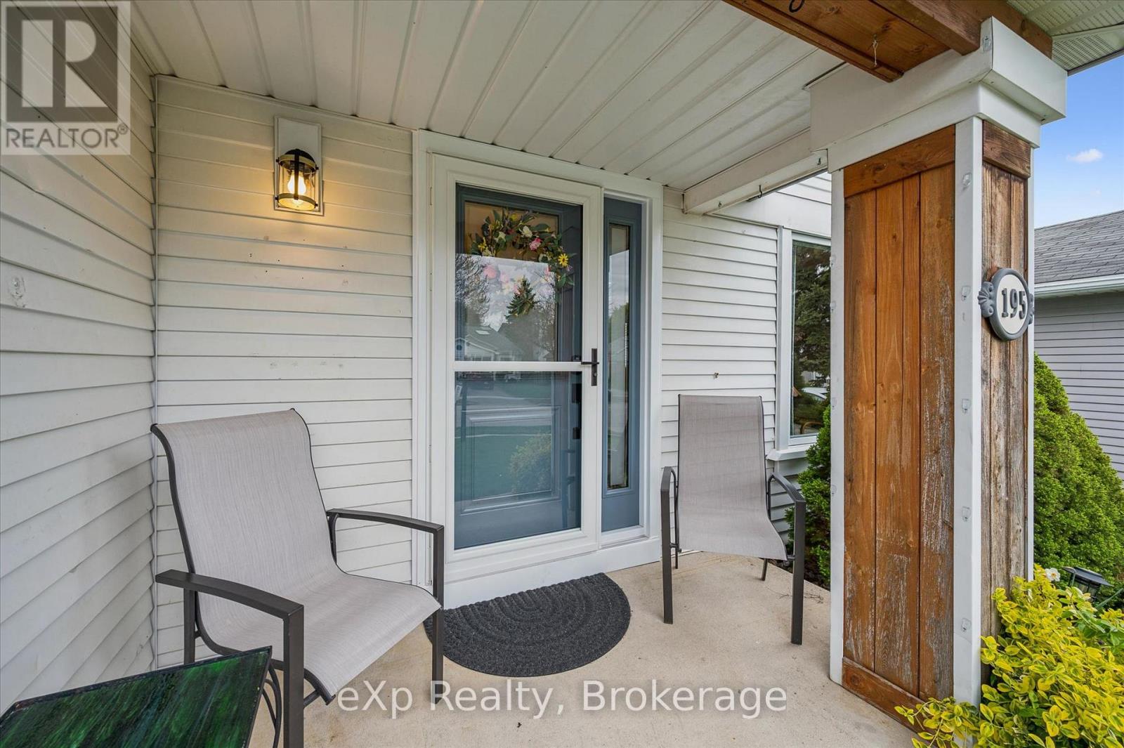 195 Middlebury Drive, Waterloo, Ontario  N2T 2H6 - Photo 3 - X13141604