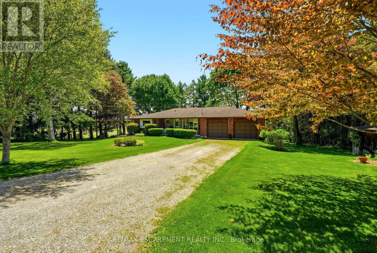 1252 Sodom Road, Hamilton, Ontario  L9H 5E2 - Photo 3 - X13161232