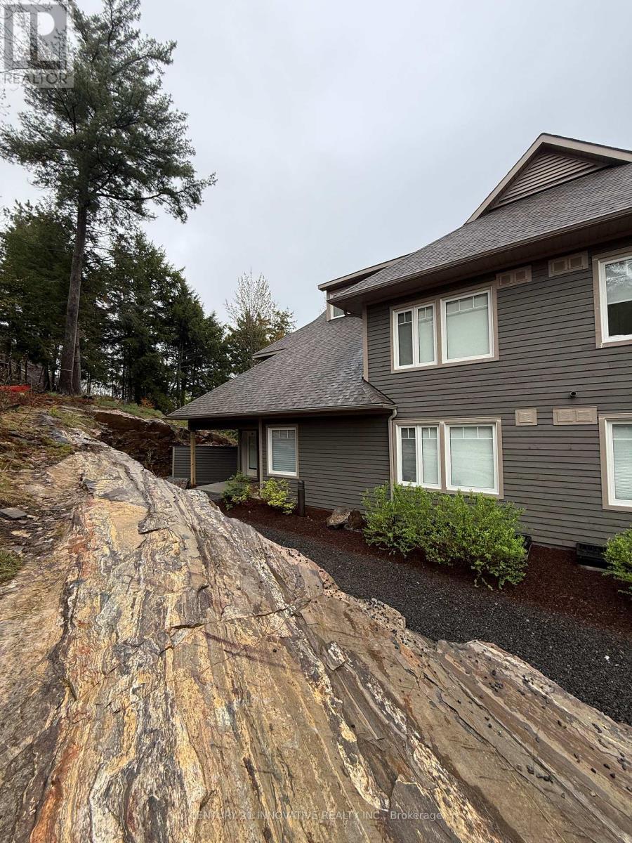 204 - 3 TREE TOPS LANE, Huntsville, Ontario