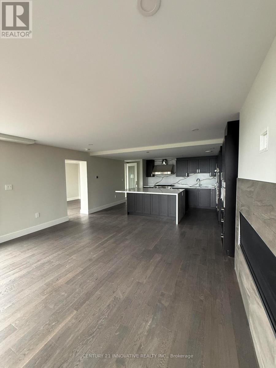 204 - 3 Tree Tops Lane, Huntsville, Ontario  P1H 1A9 - Photo 2 - X13161652