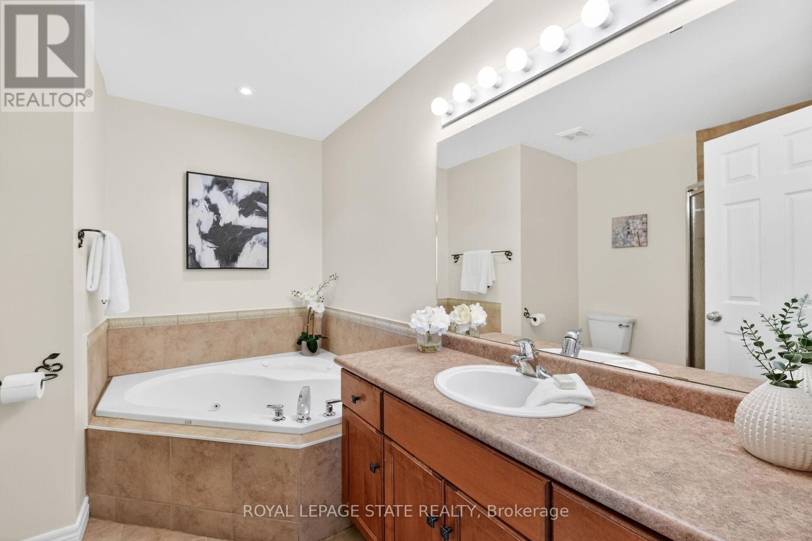 122 Magnolia Crescent, Grimsby, Ontario  L3M 5R5 - Photo 23 - X13161488