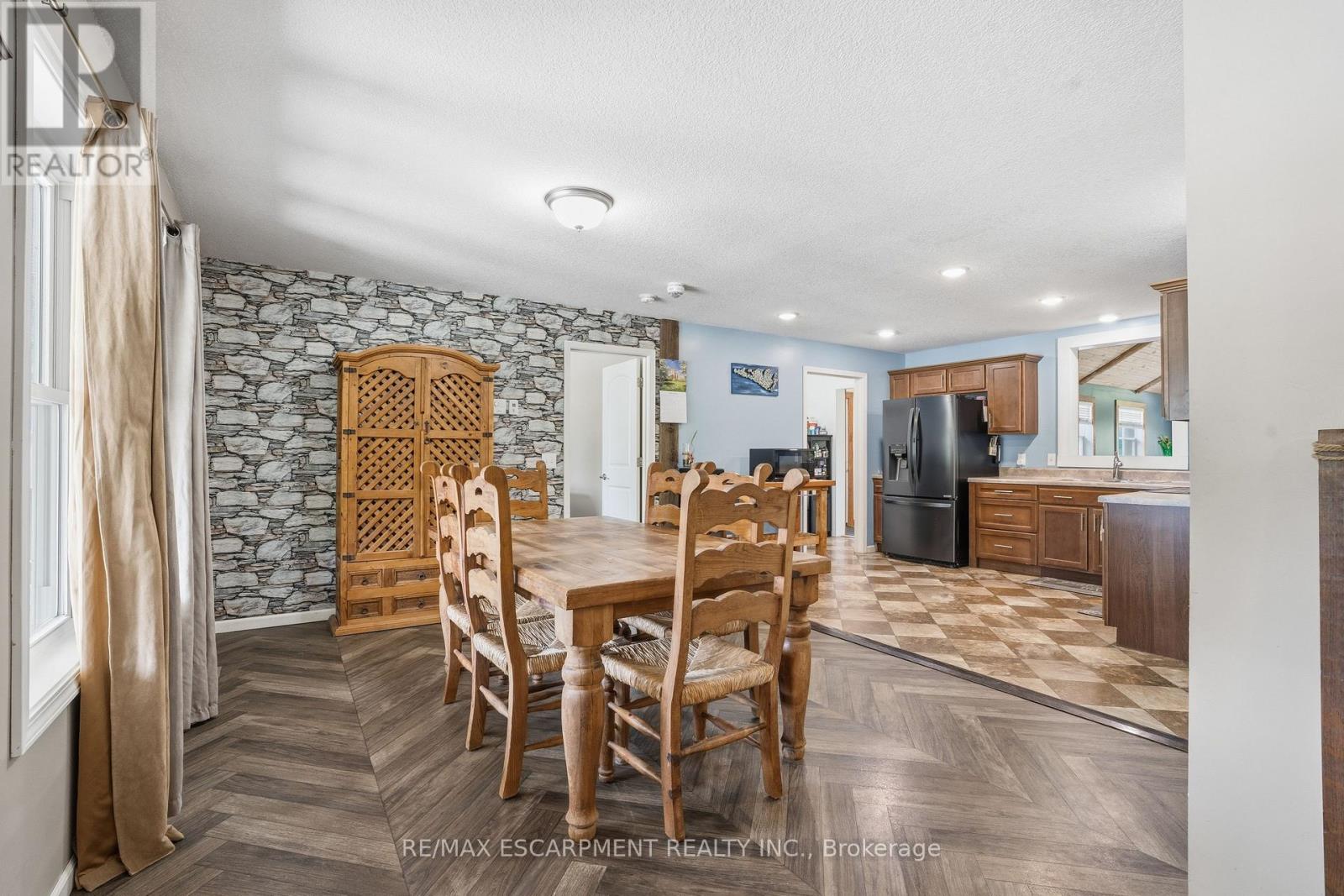 809 West Dumphries Road, Brant, Ontario  N3L 3E2 - Photo 8 - X13161696