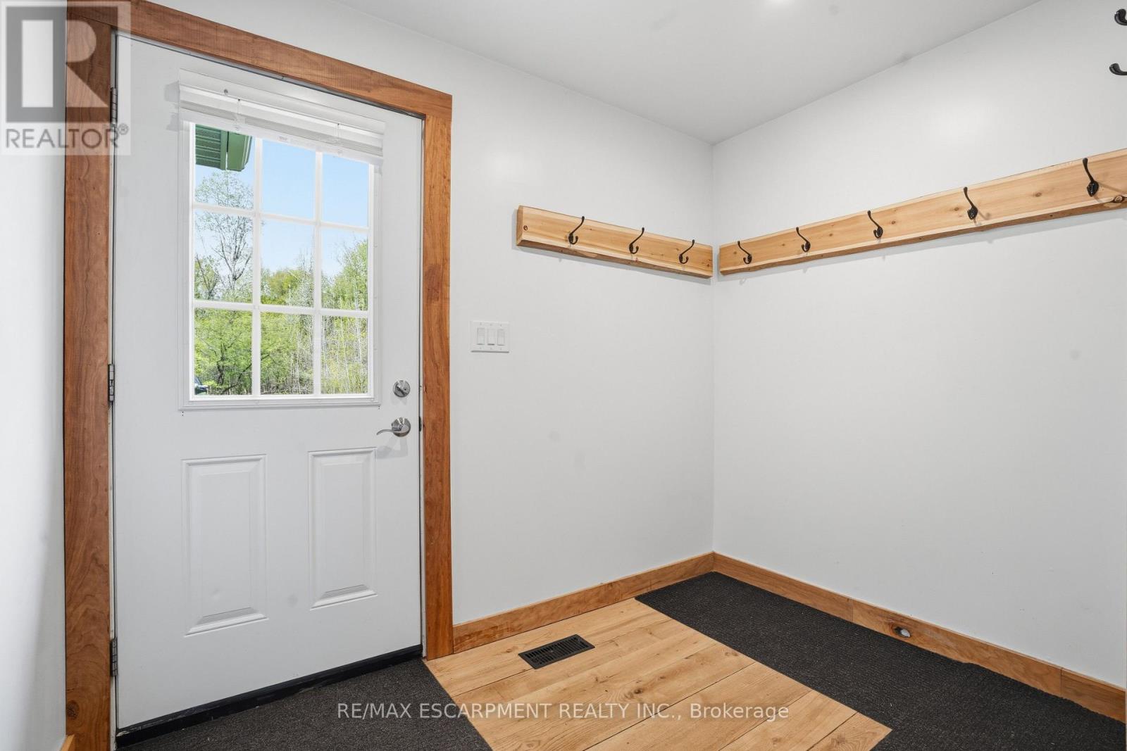 809 West Dumphries Road, Brant, Ontario  N3L 3E2 - Photo 16 - X13161696