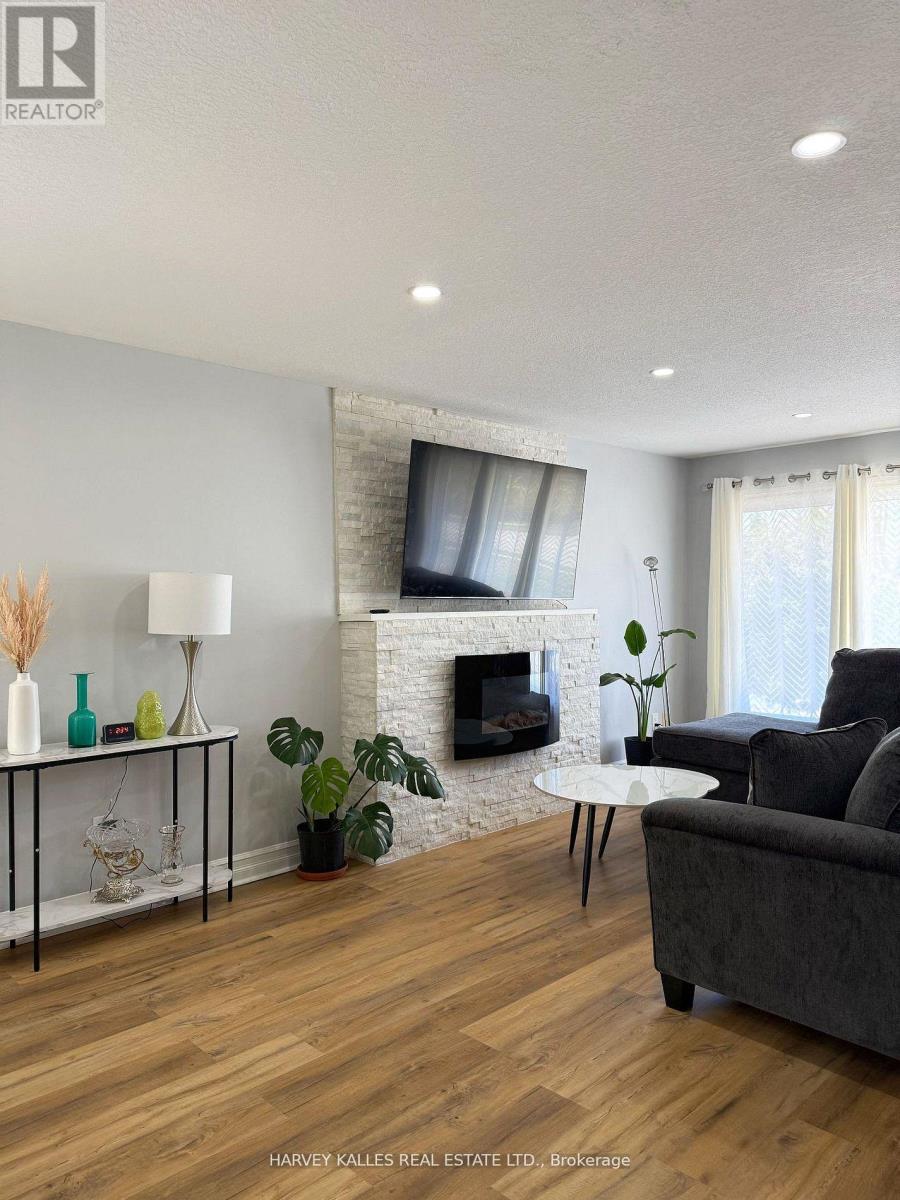 1330 Highbury Avenue N, London East, Ontario  N5Y 4W9 - Photo 3 - X13161730