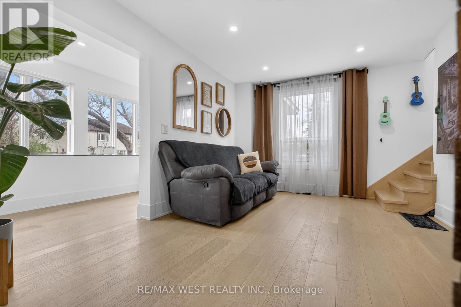 834 Beach Boulevard, Hamilton, Ontario  L8H 6Z4 - Photo 10 - X13161990