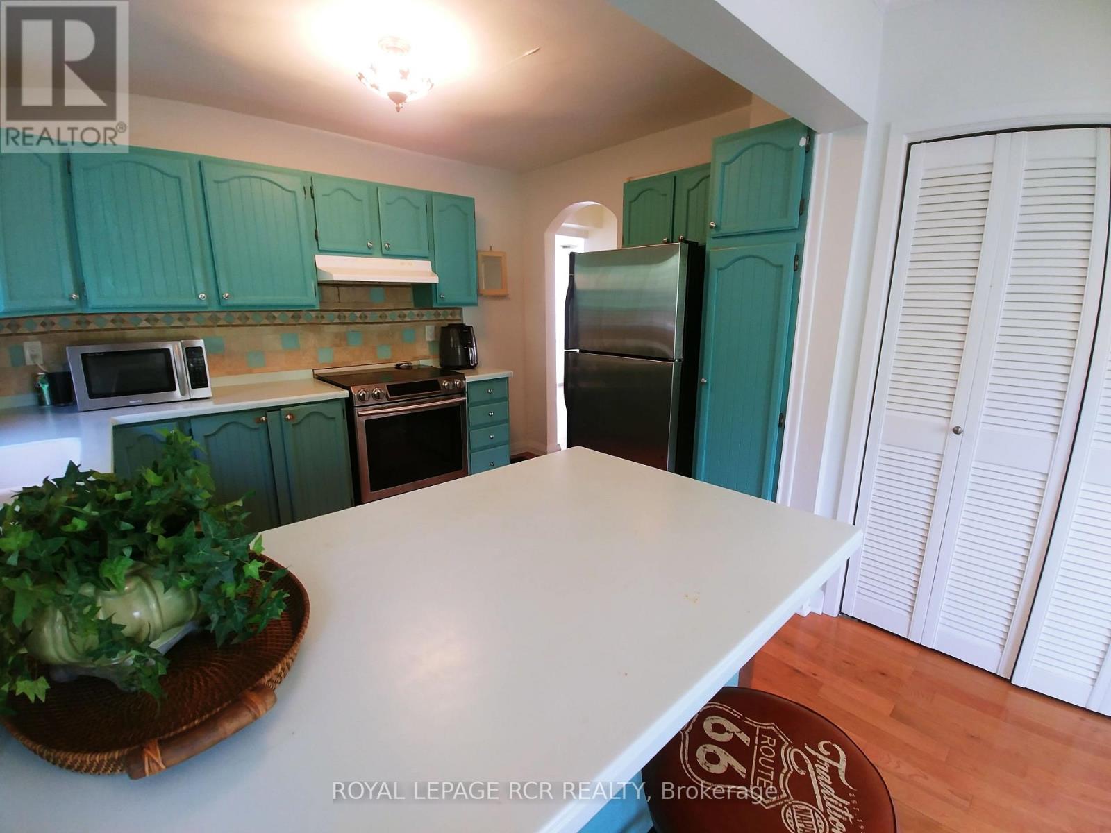 2 Dundas  W Street, Erin, Ontario  N0B 1T0 - Photo 8 - X13161766