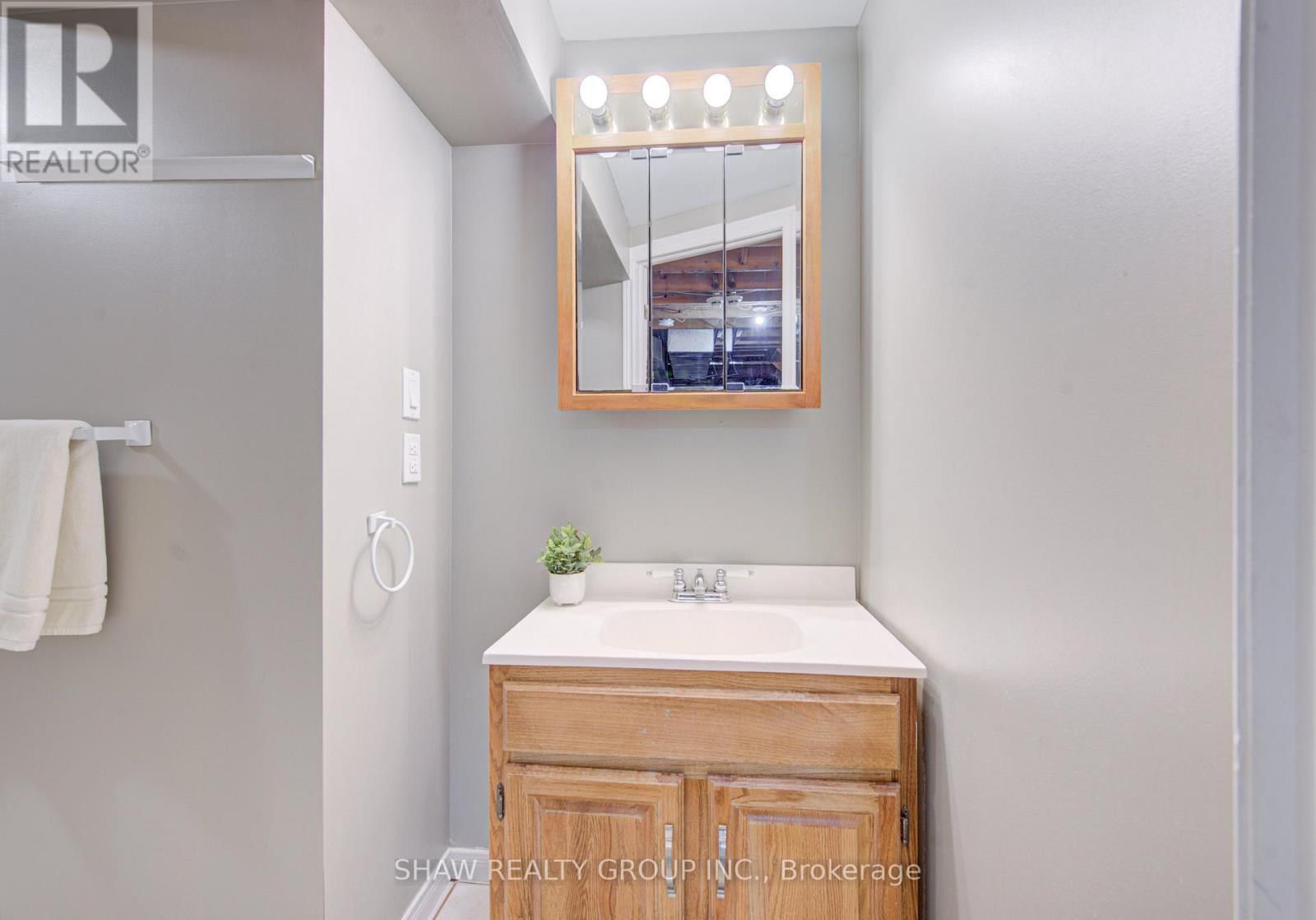 334 Christopher Drive, Cambridge, Ontario  N1P 1B9 - Photo 36 - X13161708