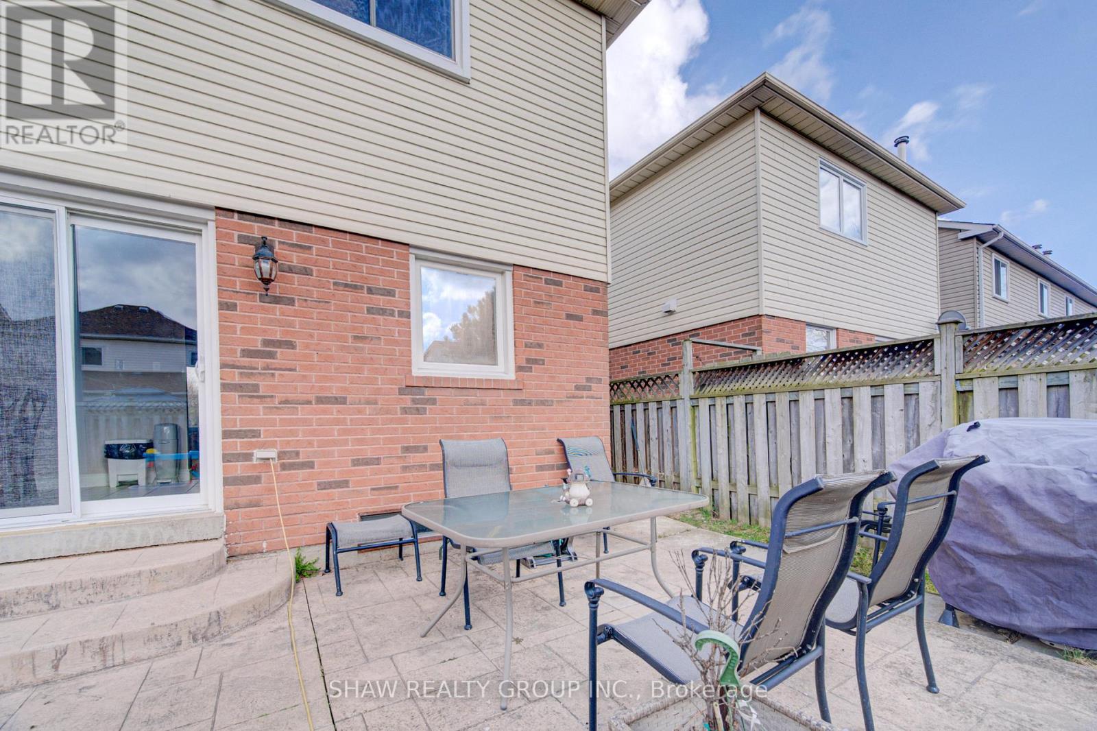334 Christopher Drive, Cambridge, Ontario  N1P 1B9 - Photo 43 - X13161708