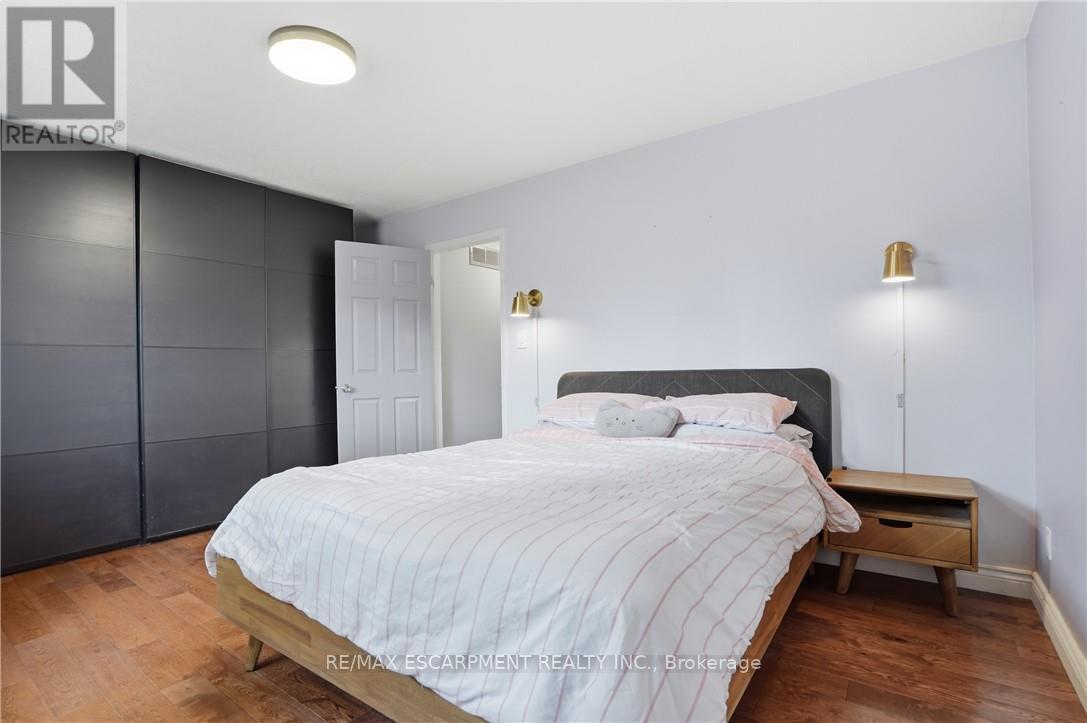 2 Amore Boulevard, Hamilton, Ontario  L9B 2V3 - Photo 12 - X13161726