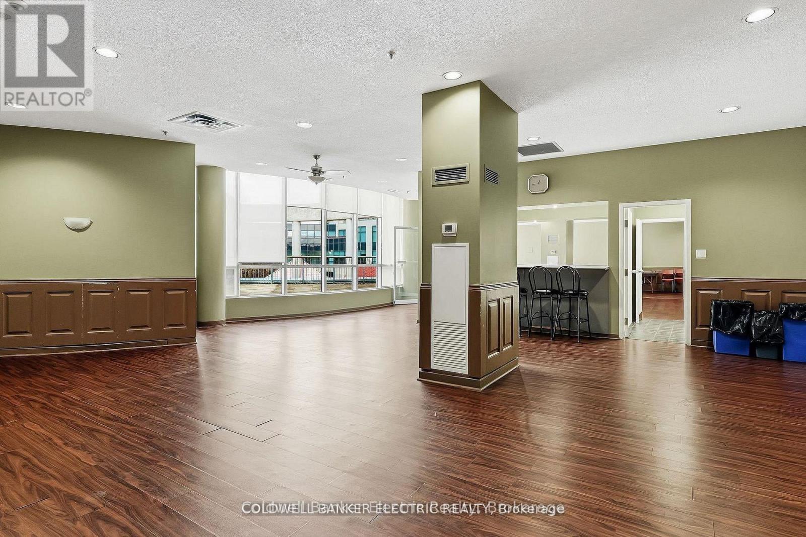 815 - 2550 Lawrence Avenue E, Toronto, Ontario  M1P 4Z3 - Photo 16 - E13164638