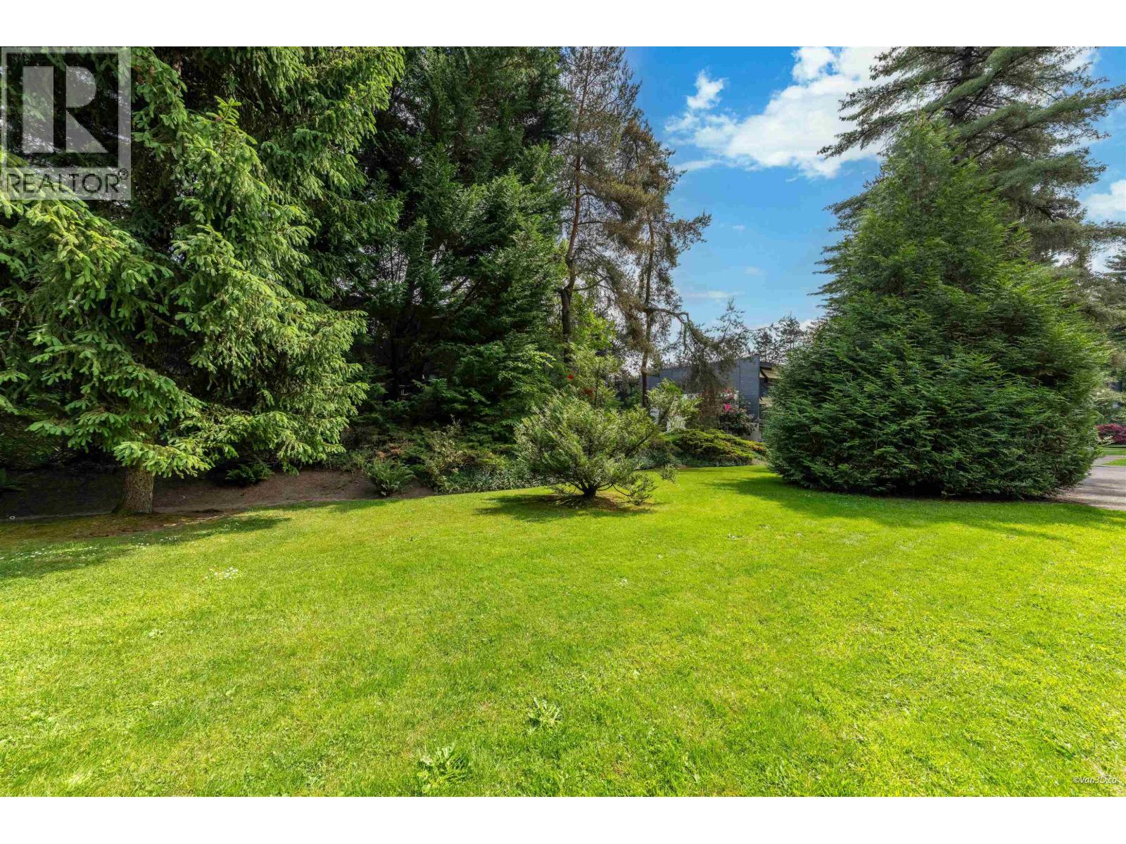 1904 Goleta Drive, Burnaby, British Columbia  V5A 1P6 - Photo 13 - R3126963
