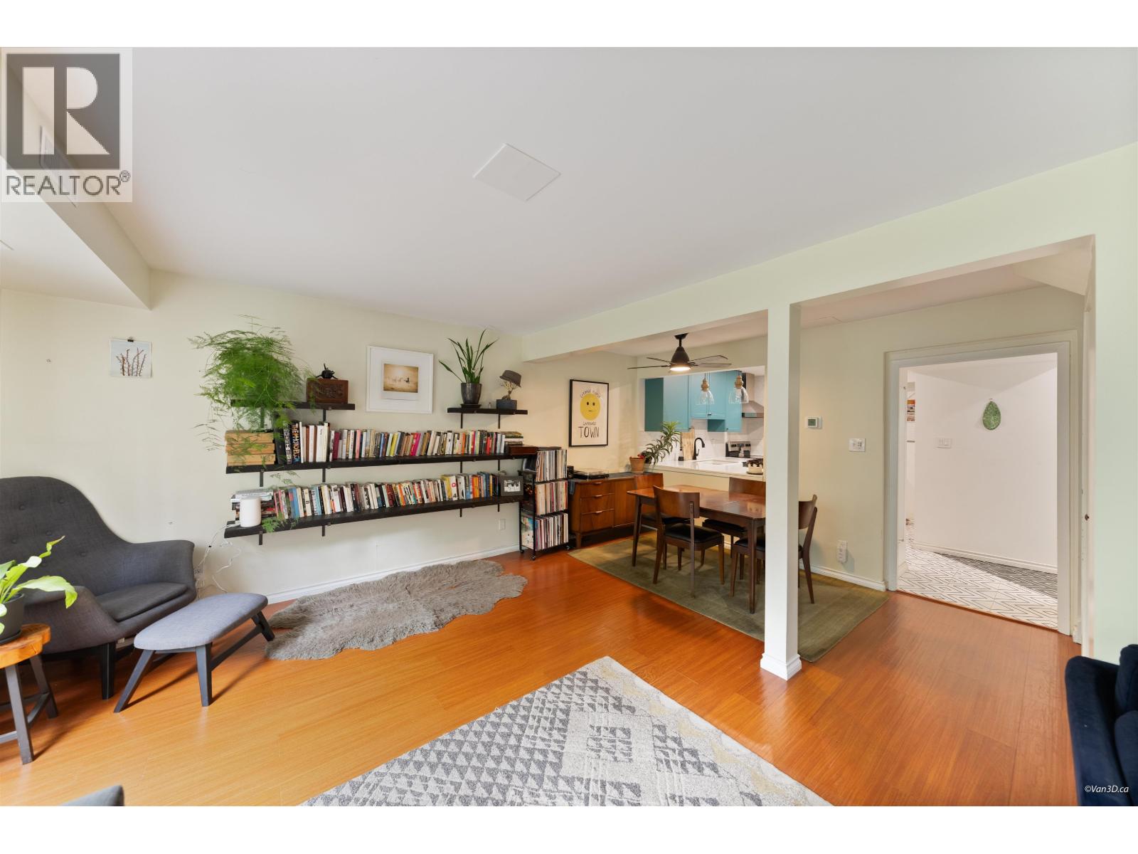 1904 Goleta Drive, Burnaby, British Columbia  V5A 1P6 - Photo 10 - R3126963