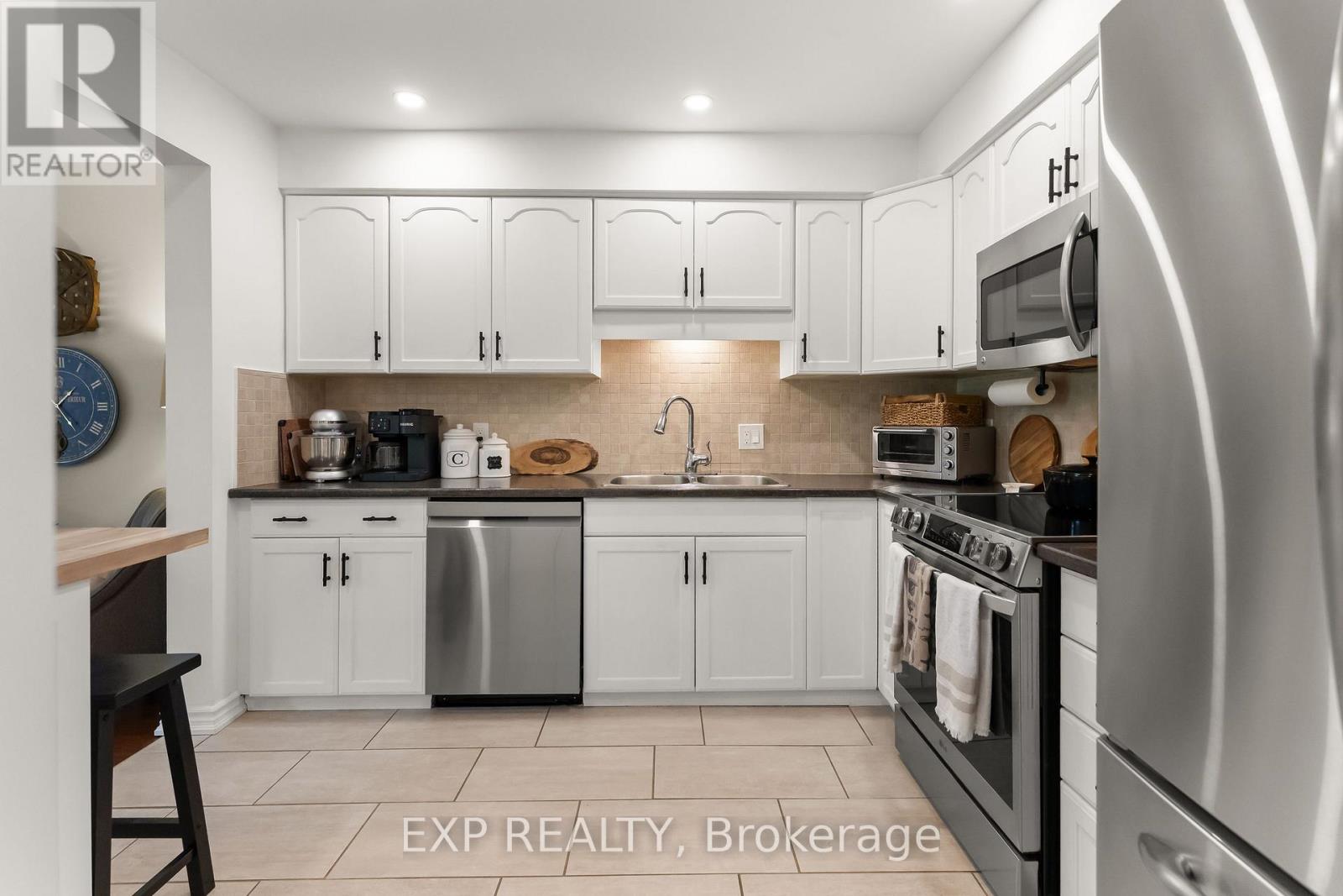 10 - 5150 Dorchester Road, Niagara Falls, Ontario L2E 7H2 - Photo 11 - X13164006