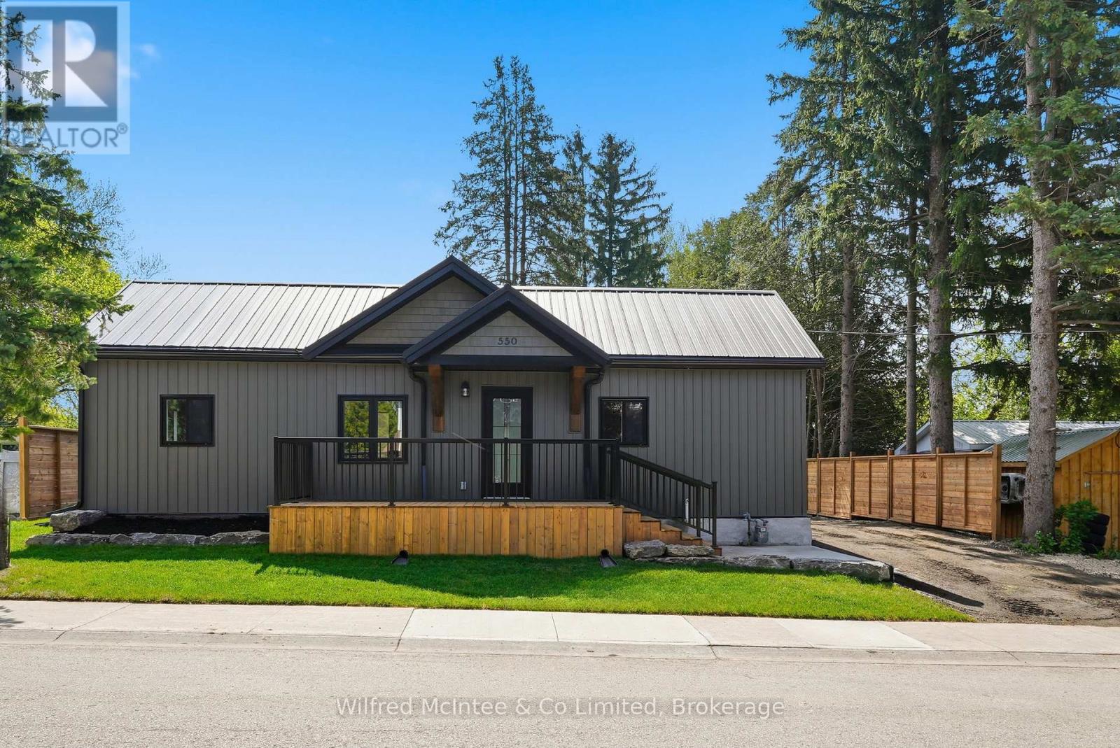 550 Wellington Street, Minto, Ontario  N4W 3G9 - Photo 7 - X13164674