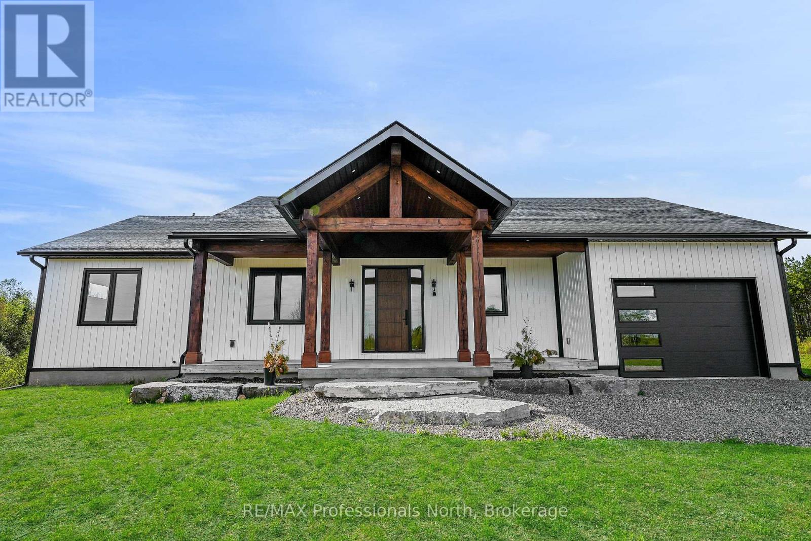 1058 Piper Glen Road, Minden Hills, Ontario K0M 2K0 - Photo 2 - X13164928