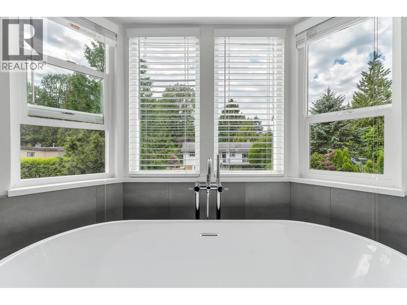 2021 Rufus Drive, North Vancouver, British Columbia  V7J 2N2 - Photo 24 - R3127032