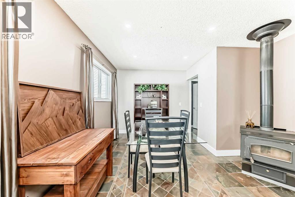 11 Huntstrom Place NE, Calgary, Alberta  T2K 5V9 - Photo 8 - A2313966