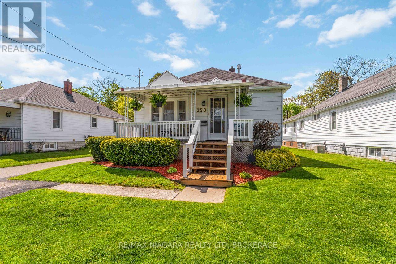 358 Sugarloaf Street, Port Colborne (Sugarloaf), Ontario  L3K 2P3 - Photo 2 - X13164644