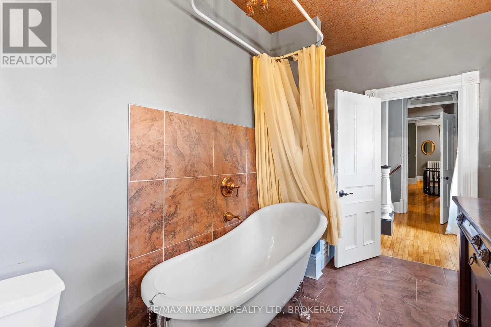 14 Catharine Street, Port Colborne, Ontario  L3K 4J7 - Photo 30 - X13164700