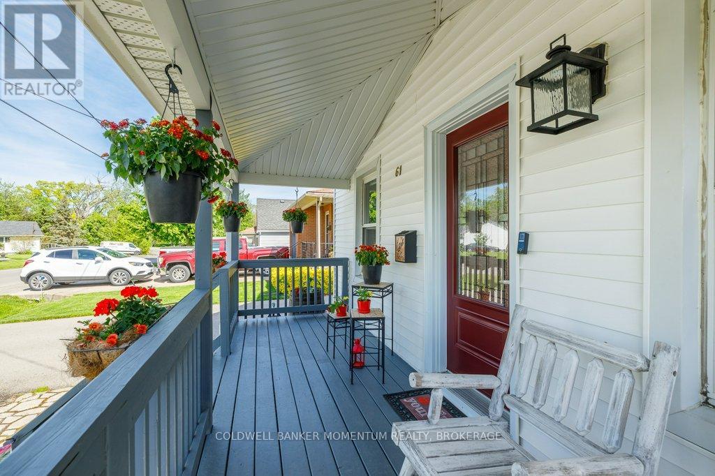 61 Rosedale Avenue, St. Catharines, Ontario  L2P 1Y6 - Photo 4 - X13164790