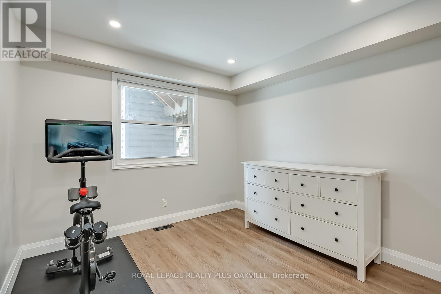 205 - 1220 Thorpe Road, Burlington, Ontario  L7S 2H4 - Photo 14 - W13108280
