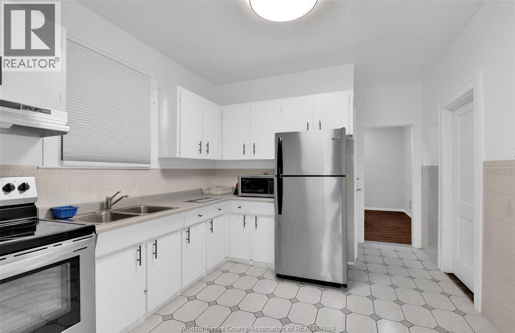 930 Church Street Unit# Upper (No Bsmt), Windsor, Ontario  N9A 4T9 - Photo 4 - 26011840