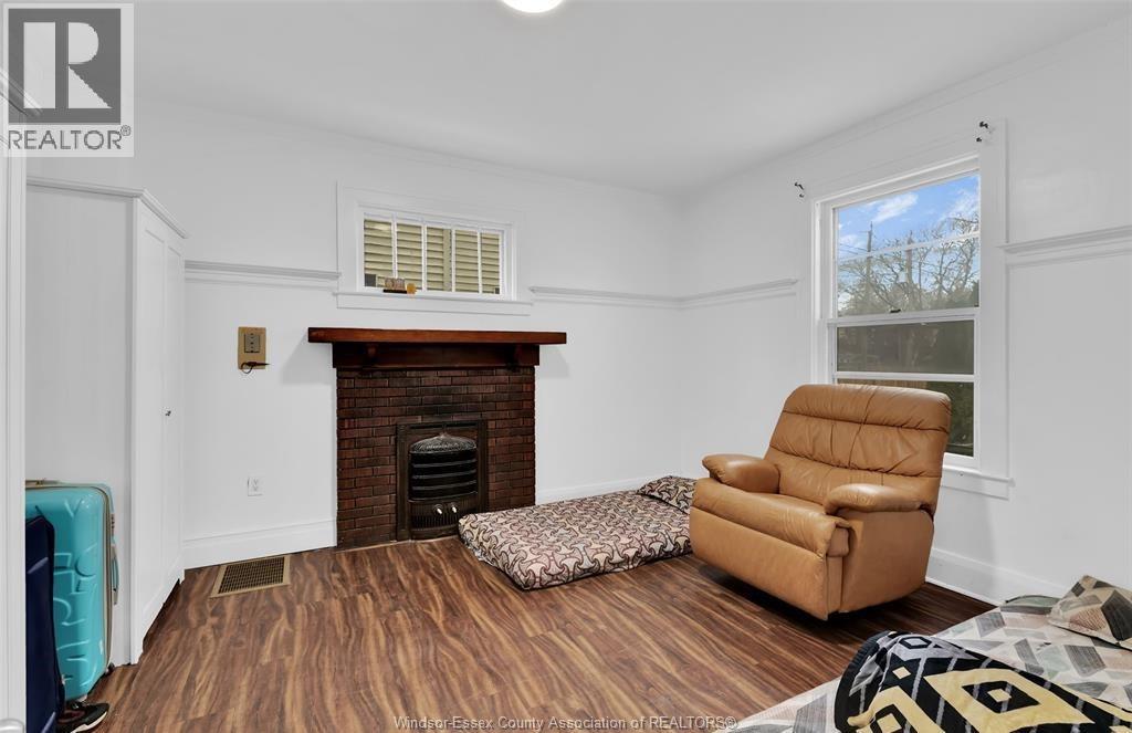 930 Church Street Unit# Upper (No Bsmt), Windsor, Ontario  N9A 4T9 - Photo 8 - 26011840