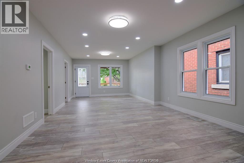 1076 Janette Avenue Unit# Main, Windsor, Ontario  N9A 5A3 - Photo 4 - 26011815