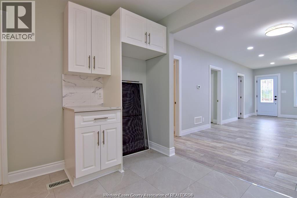 1076 Janette Avenue Unit# Main, Windsor, Ontario  N9A 5A3 - Photo 9 - 26011815
