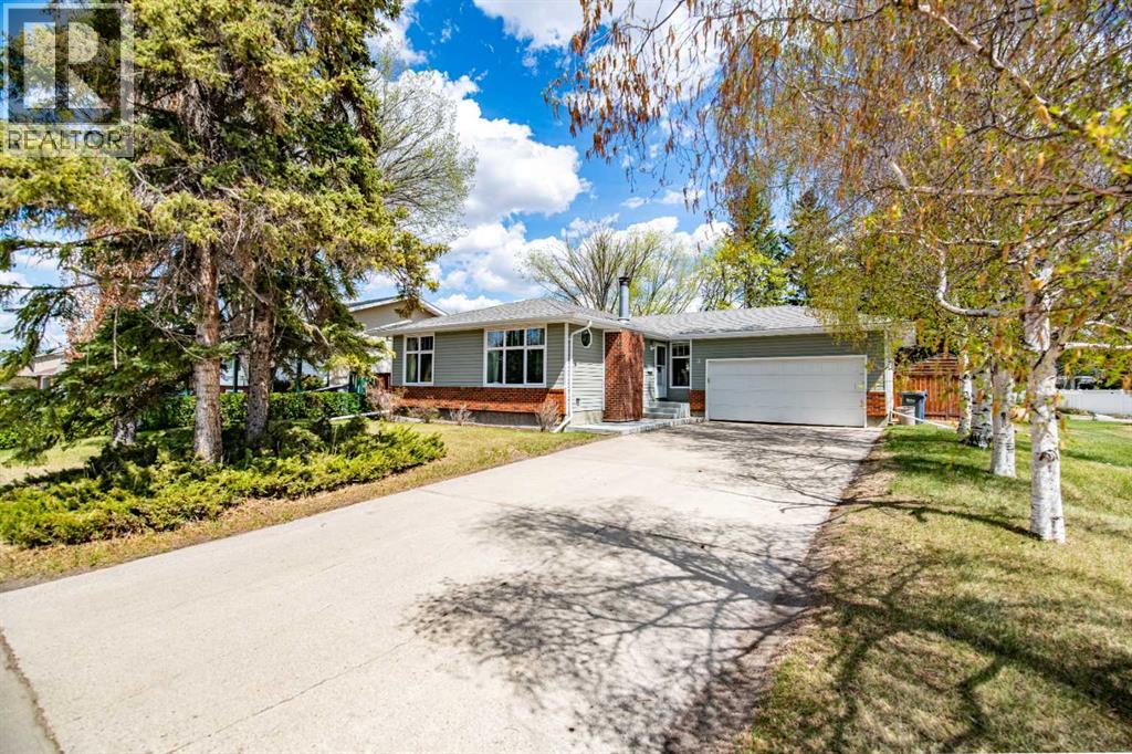 3 Allsop Avenue, Red Deer, Alberta  T4R 1A1 - Photo 1 - A2313179