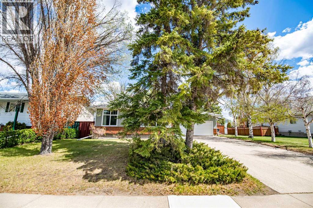 3 Allsop Avenue, Red Deer, Alberta  T4R 1A1 - Photo 4 - A2313179
