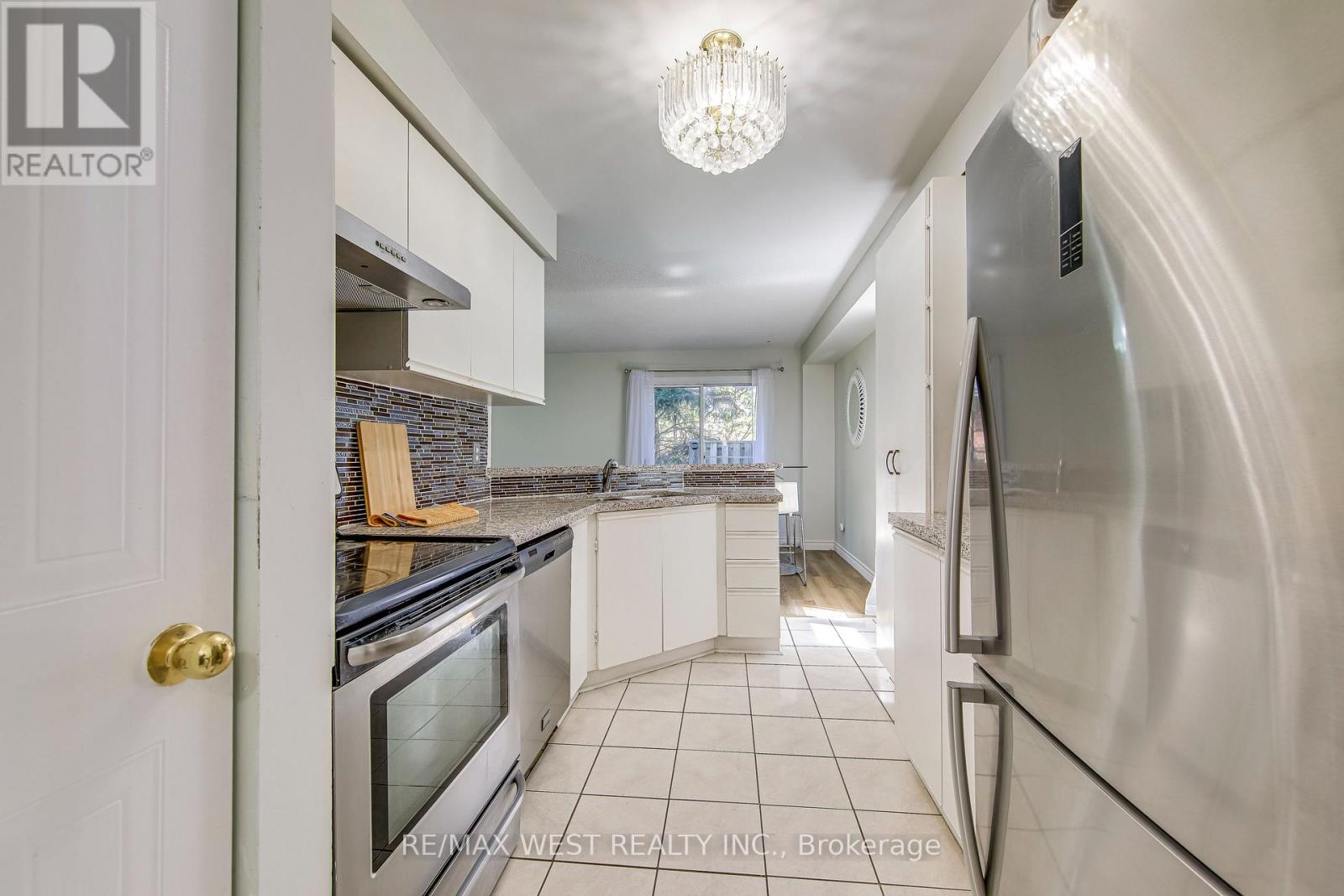153 - 99 Bristol Road E, Mississauga, Ontario L4Z 3P4 - Photo 8 - W13159284