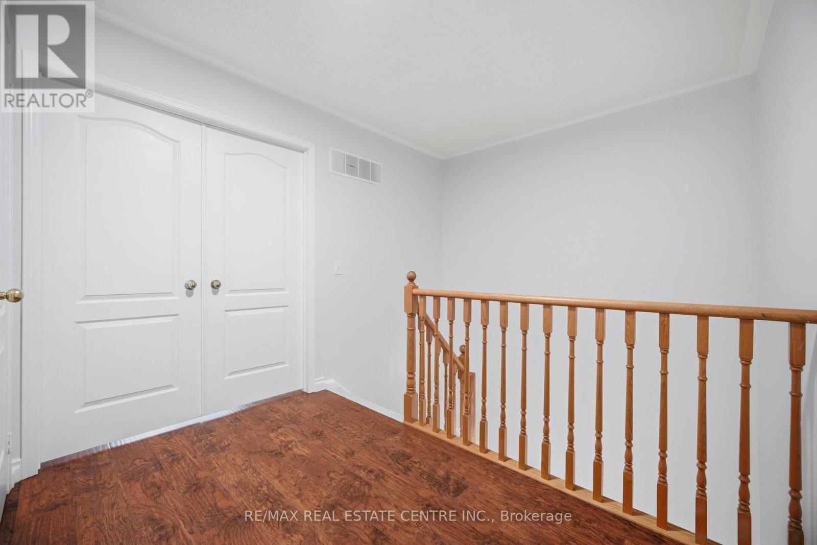2349 Strawfield Court, Oakville, Ontario  L6H 6C2 - Photo 25 - W13164114