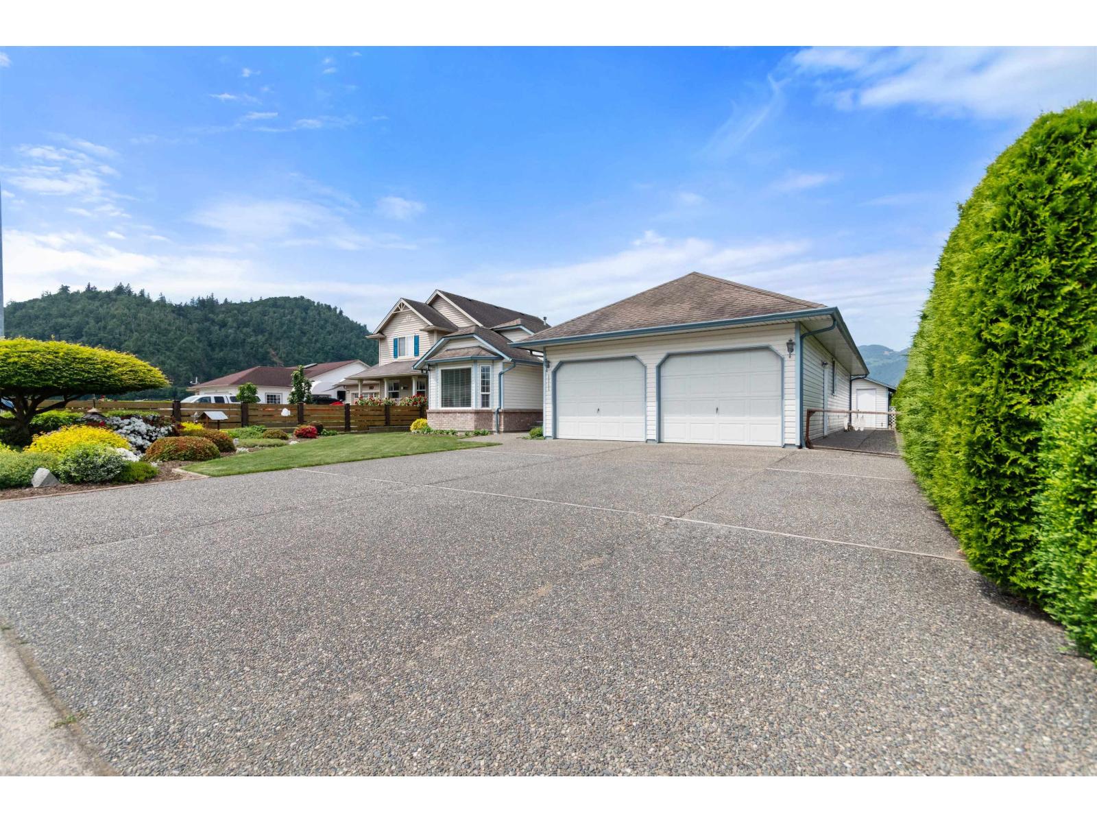1711 Beaman Drive, Agassiz, Agassiz, British Columbia  V0M 1A3 - Photo 1 - R3127002