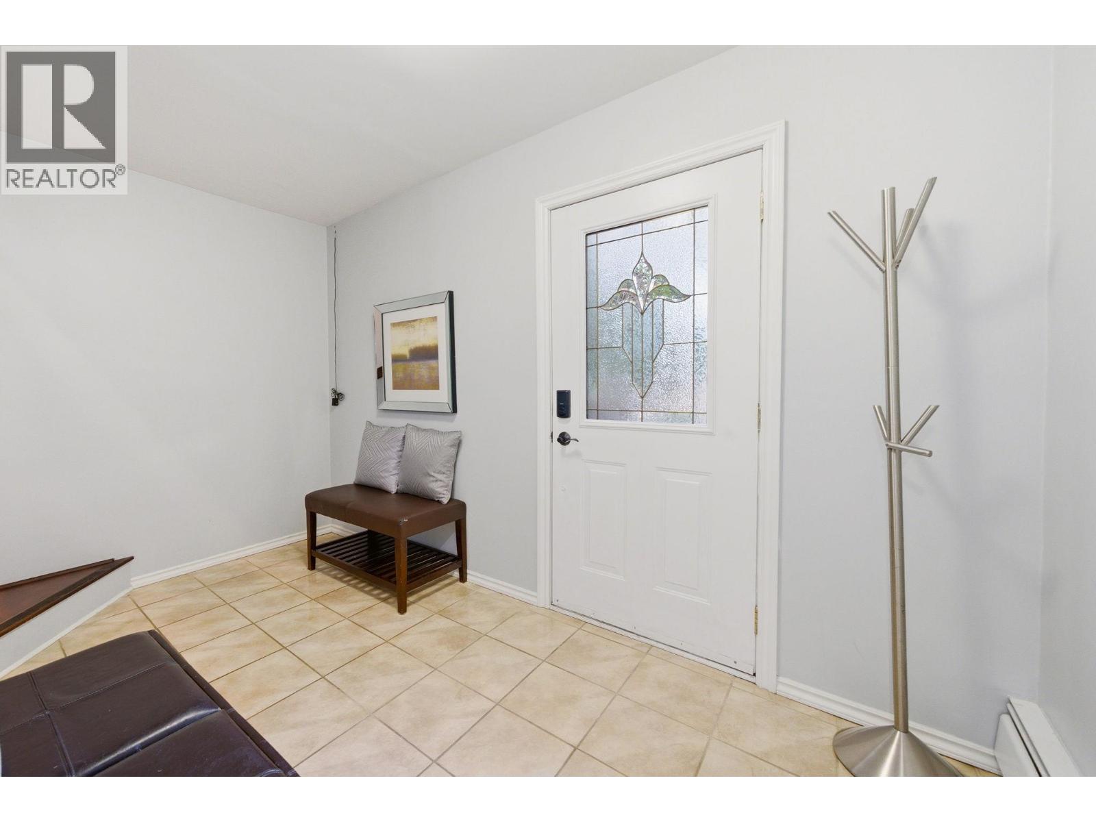 12044 Mcintyre Court, Maple Ridge, British Columbia  V2X 8M8 - Photo 11 - R3126951