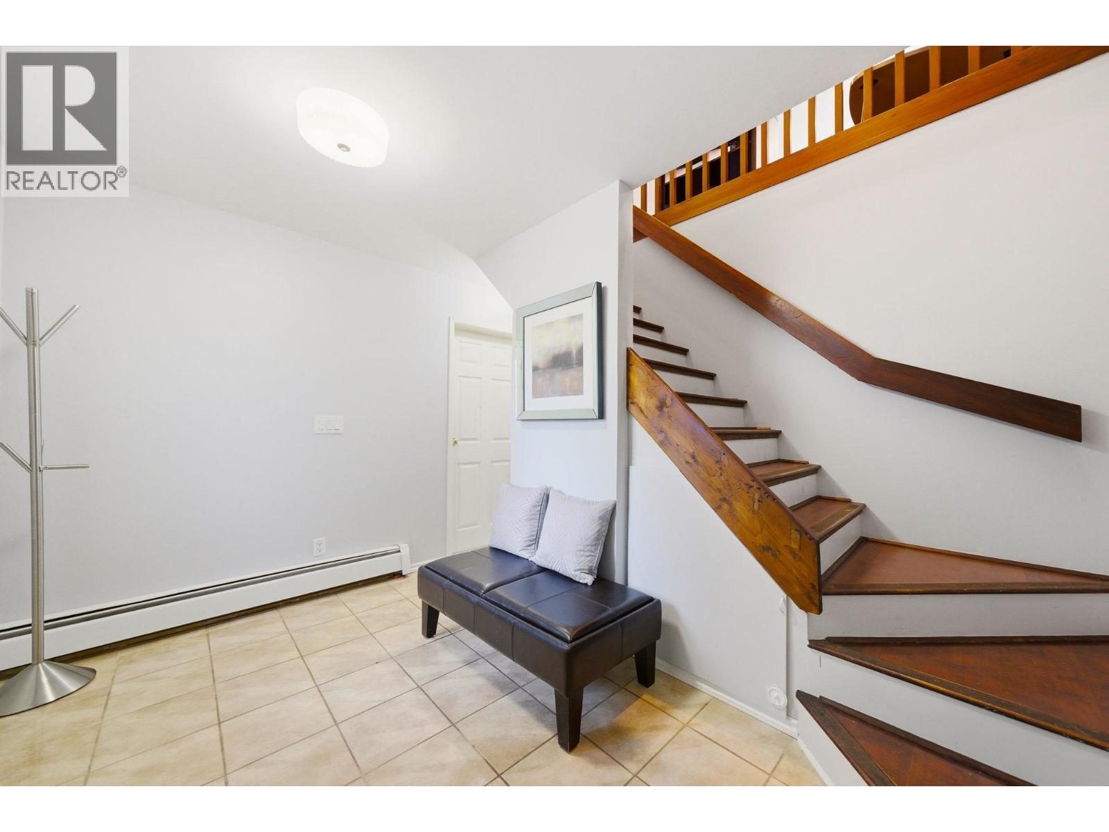 12044 Mcintyre Court, Maple Ridge, British Columbia  V2X 8M8 - Photo 12 - R3126951