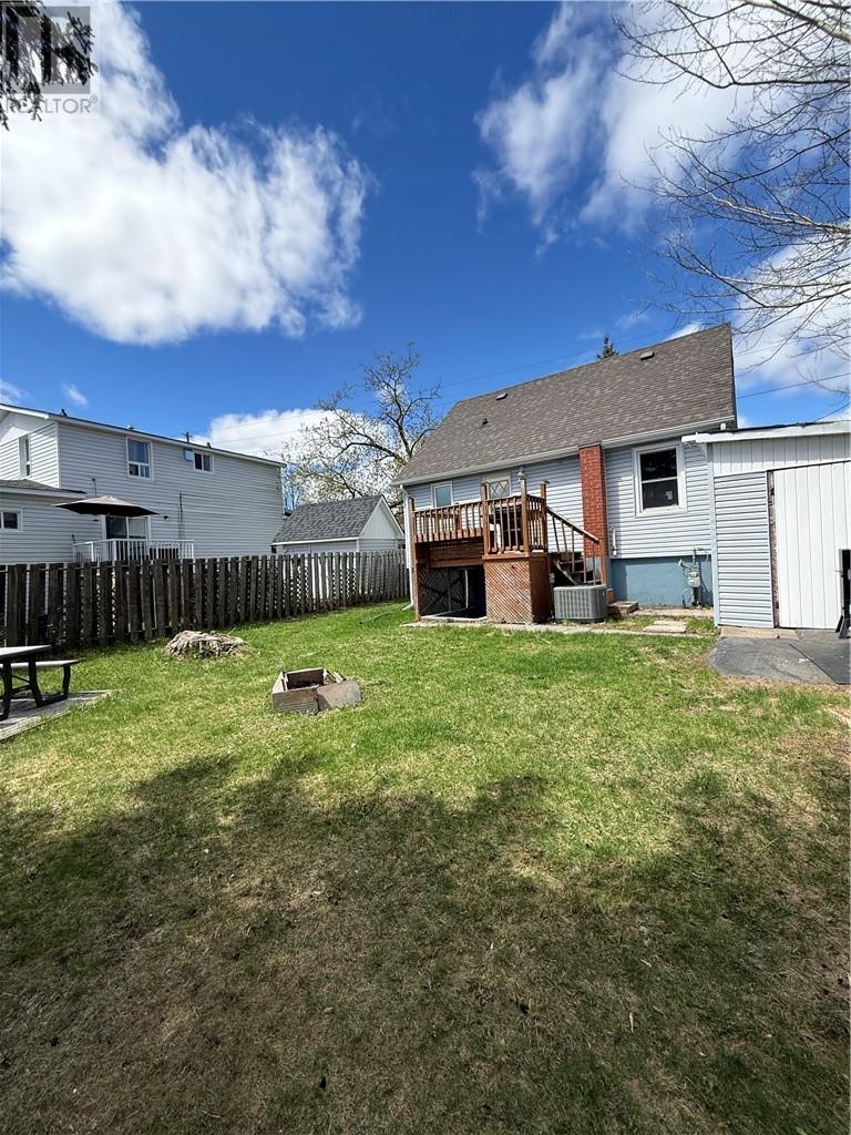 1879 Bancroft Drive, Greater Sudbury, Ontario  P3B 1S7 - Photo 12 - 2127873