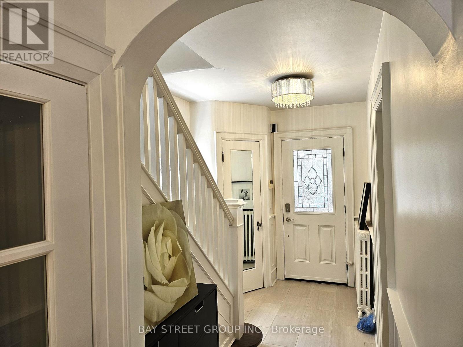 133 Heddington Avenue, Toronto, Ontario M5N 2K9 - Photo 3 - C13162268