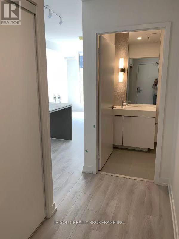 617 - 33 Helendale Avenue, Toronto, Ontario  M4R 1C5 - Photo 9 - C13164500