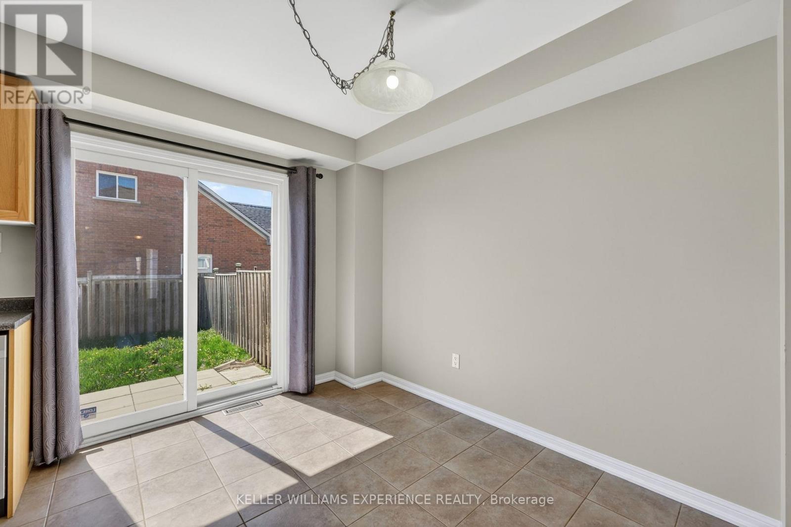 76 Commonwealth Road, Barrie, Ontario  L4M 0C9 - Photo 14 - S13158560