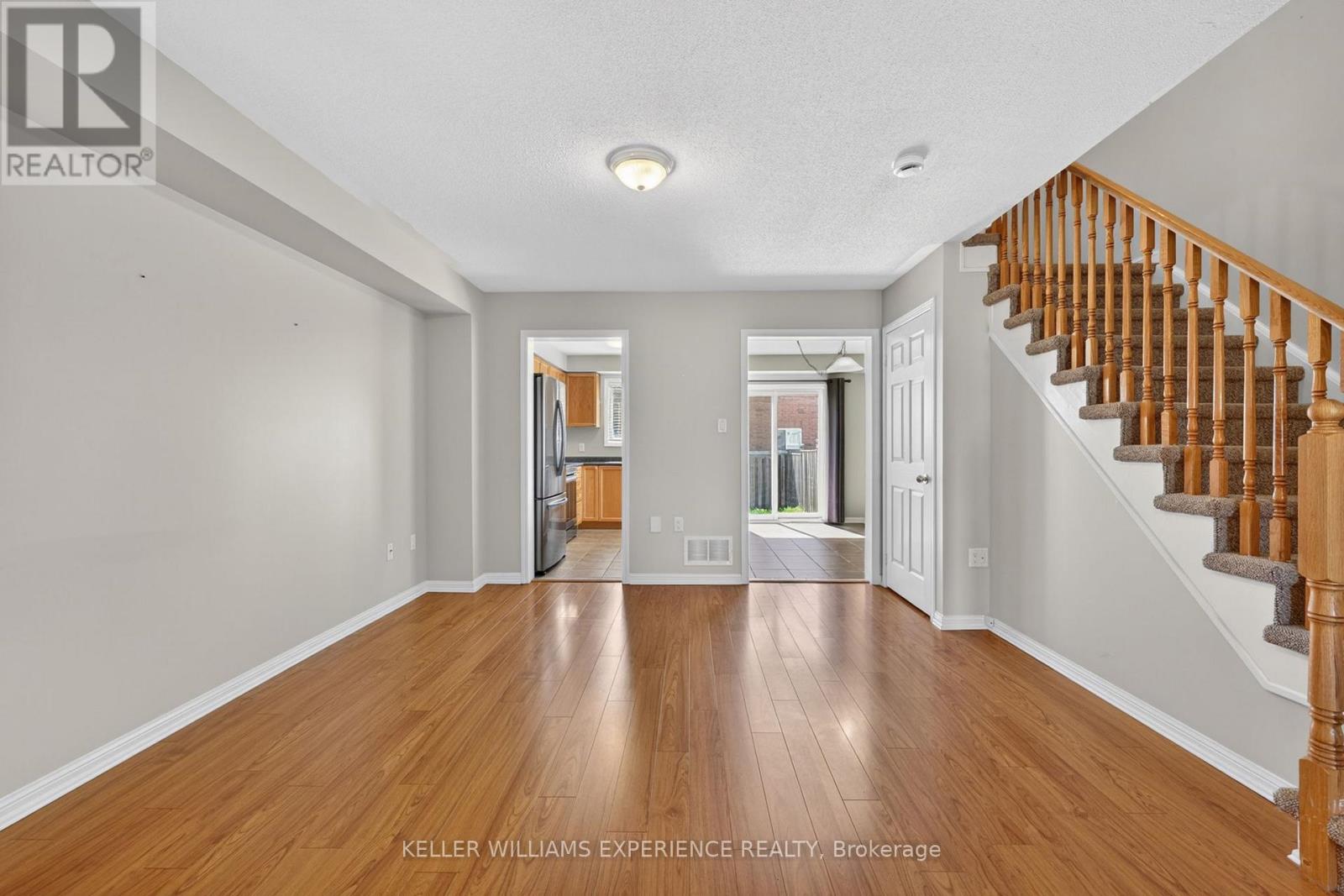 76 Commonwealth Road, Barrie, Ontario  L4M 0C9 - Photo 13 - S13158560