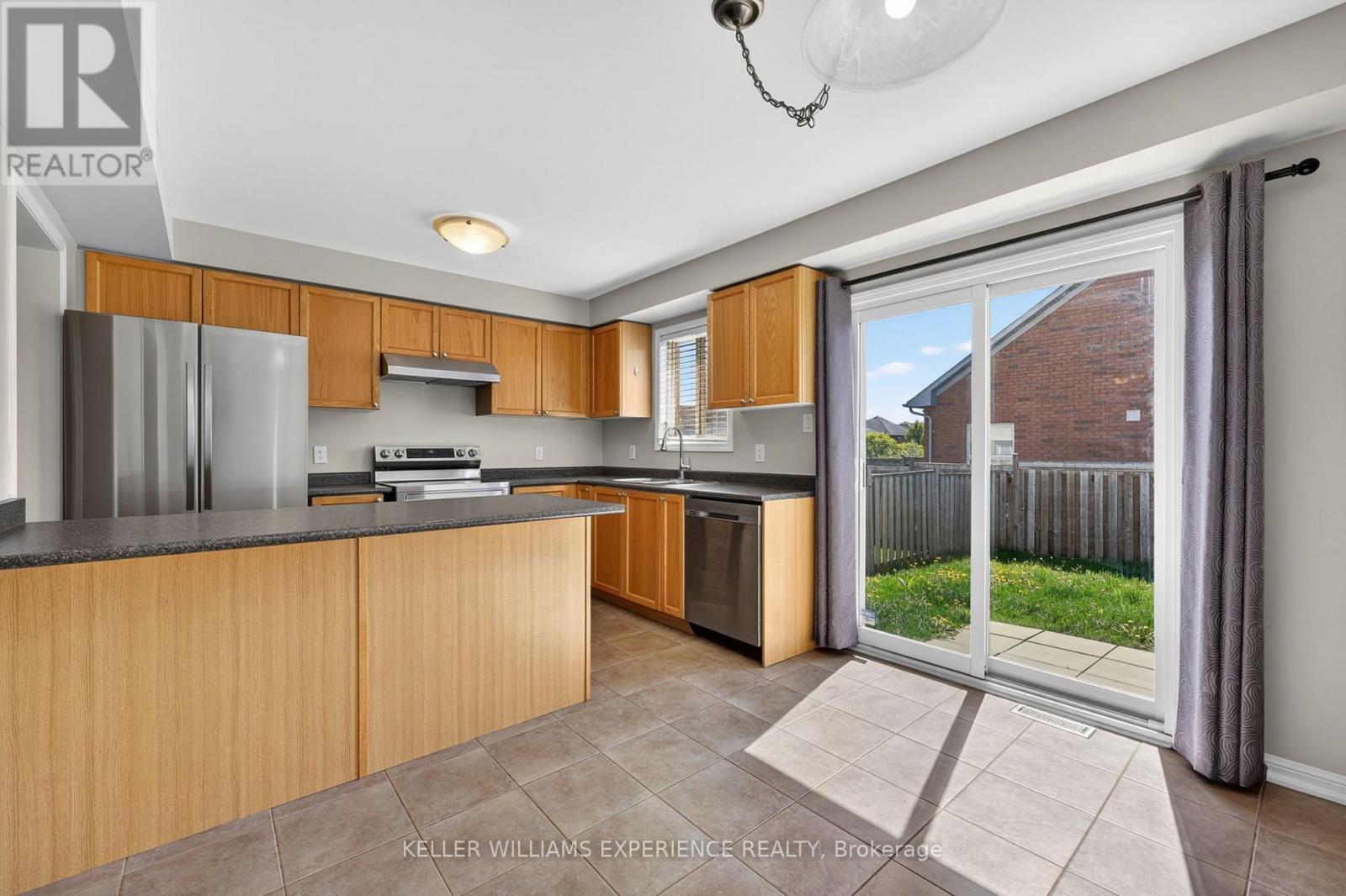 76 Commonwealth Road, Barrie, Ontario  L4M 0C9 - Photo 17 - S13158560