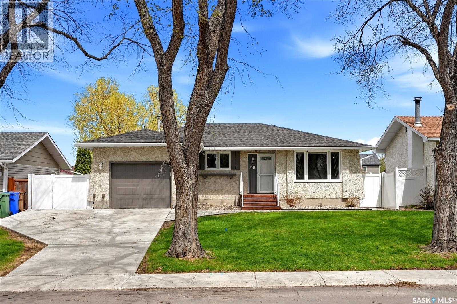 60 French CRESCENT, Regina, Saskatchewan