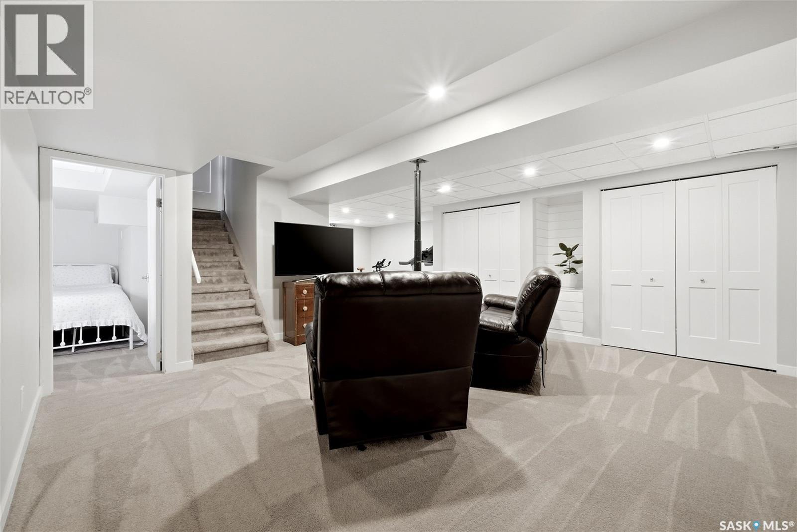 60 French Crescent, Regina, Saskatchewan  S4R 6N4 - Photo 25 - SK036857