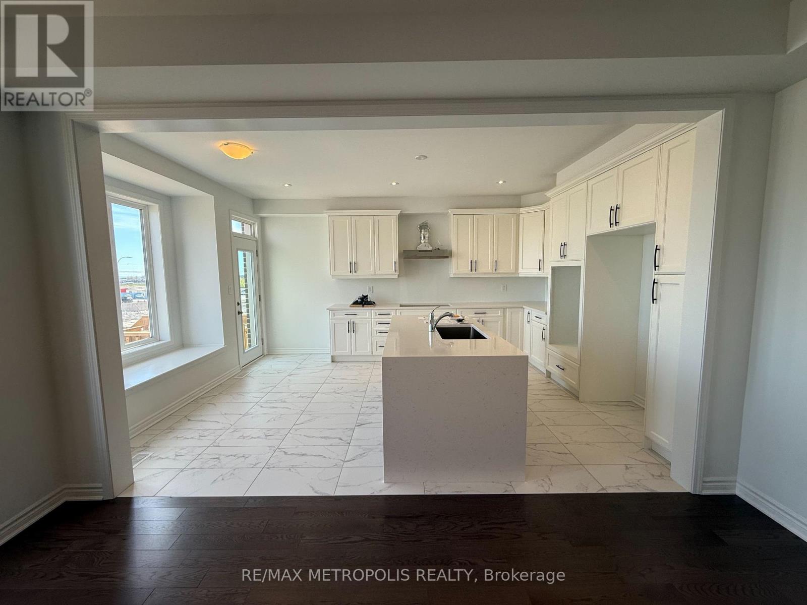 Main And 2nd Floor - 3437 Deepglade Path, Pickering, Ontario  L1X 0V5 - Photo 5 - E13164568